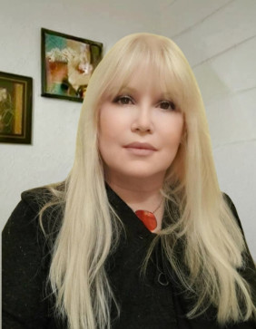 Emily Rose, 43, Australia