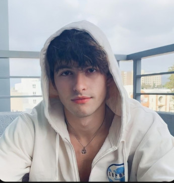 Liam, 23, United Arab Emirates