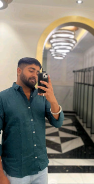 KUNWAR Saaa, 25, India