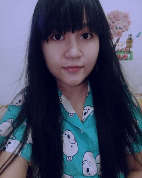 Endah, 30, Indonesia