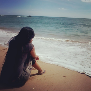 Endah, 30, Indonesia