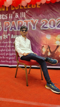 Sangam Raut, 19, India