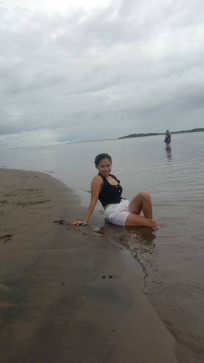 Maria Obeja, 25, Philippines