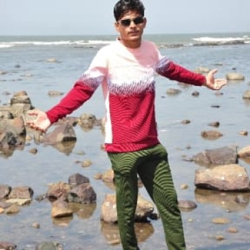 Yash, 21, India