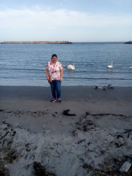 ISTRATE GABRIELA, 18, Romania