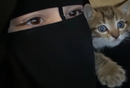 Aisha, 18, Azerbaijan