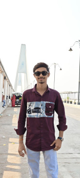 Vivek Ahie, 22, India