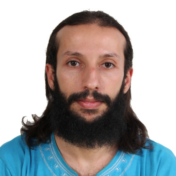 Zinou Boudjemaa, 18, Algeria