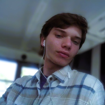 Kung Lisa, 18, United States