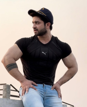 ROHIT Kelkar