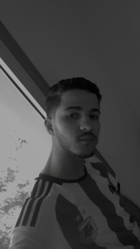 MZ Officiel, 23, France