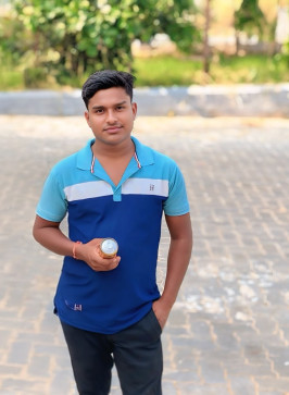 Gajendra Chaturvedi, 18, India