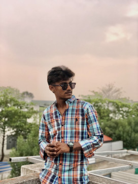 Malek, 18, India