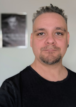 Dragos Alex, 38, Romania