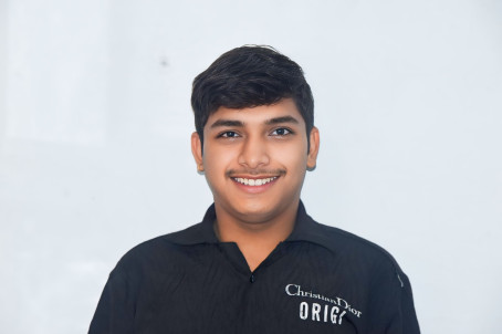 Kalash Saxena, 20, India