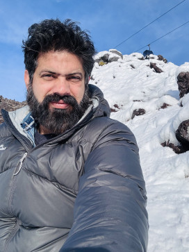 Amit, 40, New Zealand