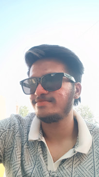 Dhruv Rajput, 21, India