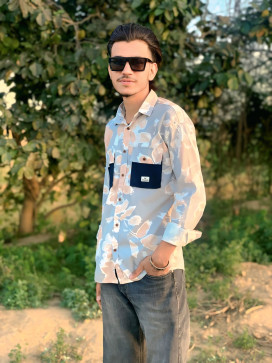 Lavish Arya, 18, India