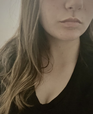 Lara, 18, South Africa