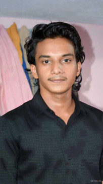 Ugravetsav Halwai, 21, India