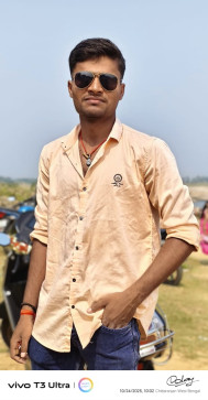 Munna Shaw, 18, India