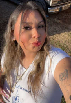 Ariana, 19, United States