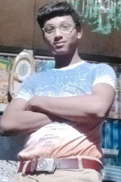 Arman Miya, 18, India