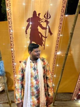 Nilkanth Desai, 18, India