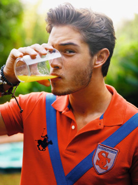 Motor Sport, 18, Algeria