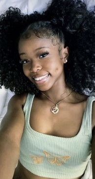 Lauren, 18, United States