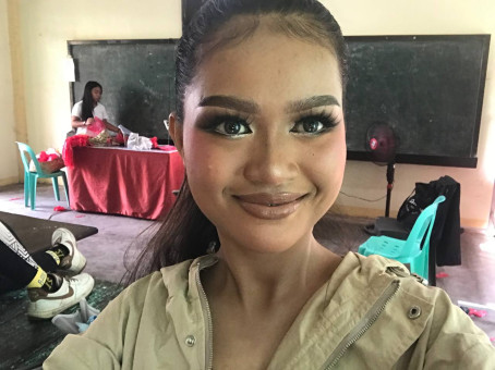 KYLA, 18, Philippines