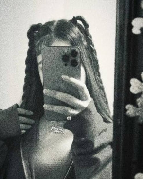 Marziana, 18, United States