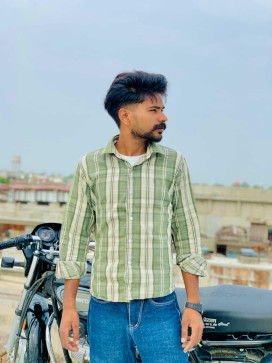 Inder Bhatti, 18, India