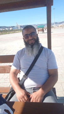 BBH Dega, 39, Algeria