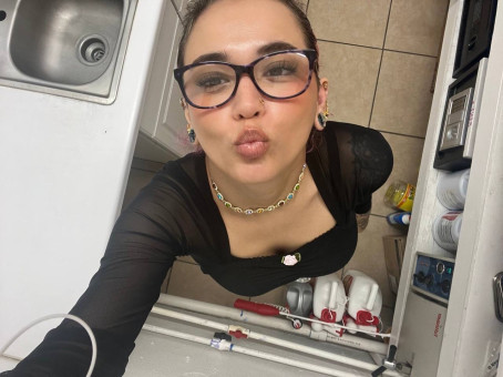 Sweet Emily, 26, United States