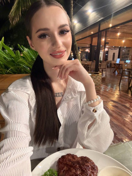 Amerus, 35, United Kingdom