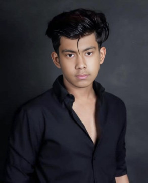 Fauj, 20, India