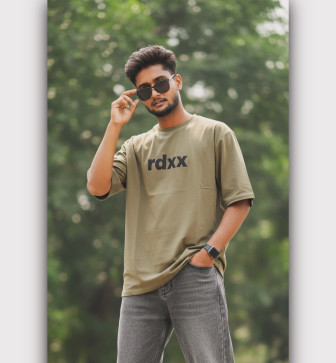 Shahrukh Alvi, 18, India