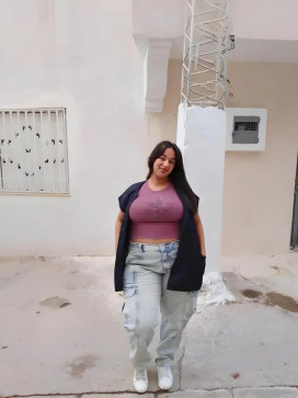 Mi Do, 18, Tunisia