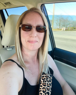 Linda, 41, United States