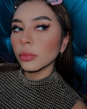 Julie Rose, 25, United States