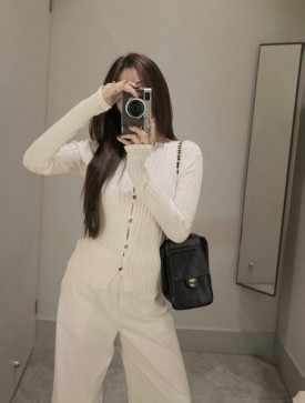 Zoe, 27, United Kingdom