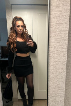 Cara, 33, United States