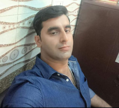 Rahul Avsthi, 36, India