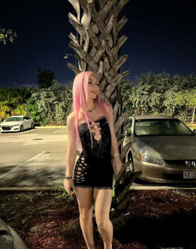 BrienneStyles, 19, United States