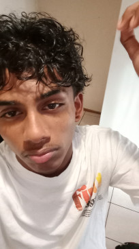 Bonolo Ekie, 18, South Africa