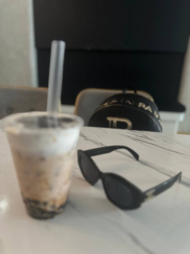 Bilungo Sula, 30, Switzerland