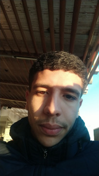 Miramar Ainturk, 22, Algeria