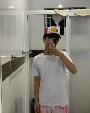 Dom, 21, Philippines