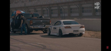 Gegraveoslash E, 18, Georgia